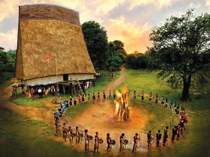 Lễ hội Cồng Chiêng Tây Nguyên