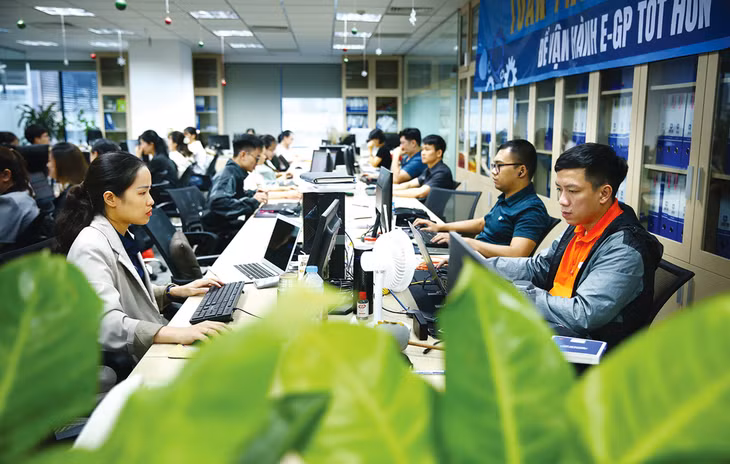 Hiện tại, Hệ thống e-GP đã kết nối với Hệ thống thuế điện tử, Hệ thống đăng ký kinh doanh, tiến tới sẽ kết nối với Kho bạc Nhà nước và Bảo hiểm Xã hội Việt Nam. Ảnh: Lê Tiên
