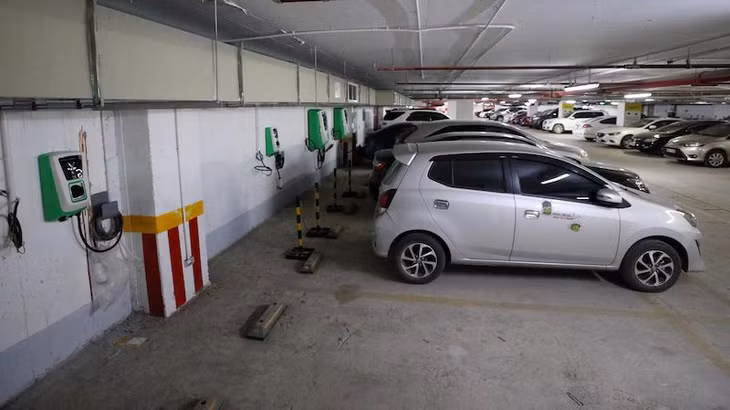 Hệ thống sạc tiêu chuẩn Châu Âu được lắp đặt tại một chung cư trên địa bàn Hà Nội