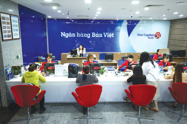 Mặt bằng lãi suất cho vay trên thị trường được kỳ vọng sẽ đi ngang trong quý IV/2024 và tăng 0,5 - 0,7 điểm % vào năm 2025. Ảnh: Tiên Giang