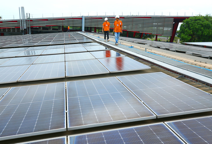 Nhiều doanh nghiệp mong muốn sớm được tháo gỡ dứt điểm những khó khăn, vướng mắc ở các dự án năng lượng tái tạo để không làm lãng phí nguồn lực đầu tư. Ảnh: Nhã Chi Nhiều doanh nghiệp mong muốn sớm được tháo gỡ dứt điểm những khó khăn, vướng mắc ở các dự án năng lượng tái tạo để không làm lãng phí nguồn lực đầu tư. Ảnh: Nhã Chi