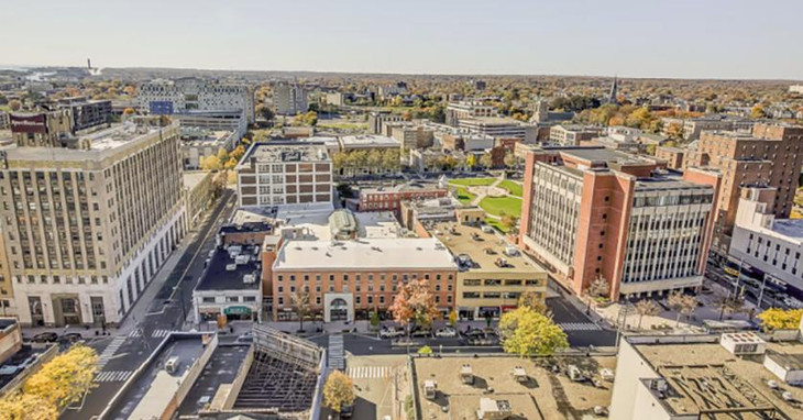 9. Bridgeport (Mỹ) - Số lượng cư dân trên mỗi cá nhân siêu giàu: 1.655 9. Bridgeport (Mỹ) - Số lượng cư dân trên mỗi cá nhân siêu giàu: 1.655