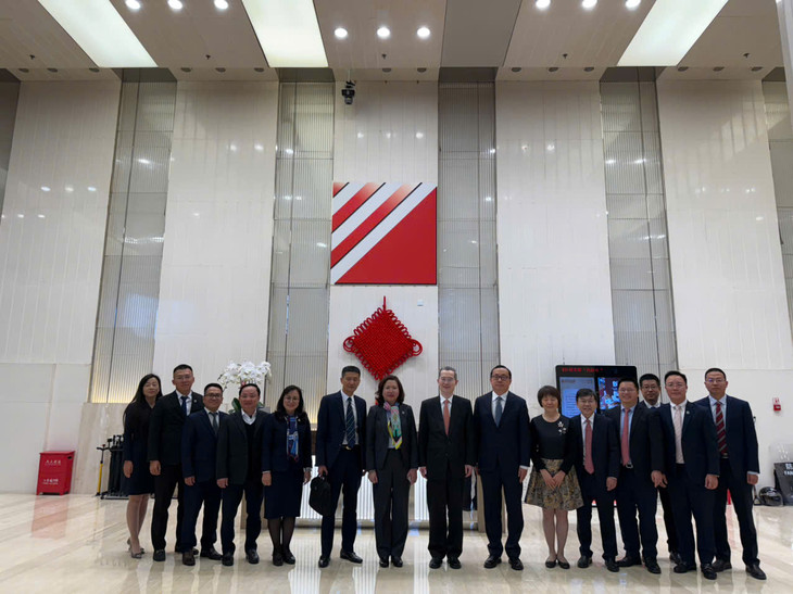 Đoàn công tác UBCKNN thăm và làm việc tại CSDC Đoàn công tác UBCKNN thăm và làm việc tại CSDC