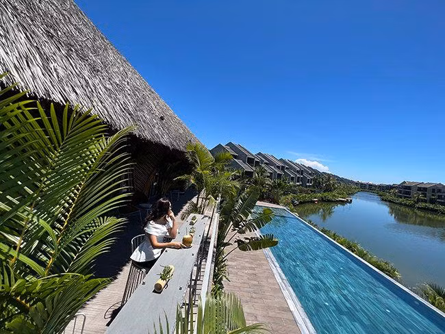 Tre Coffee - Lounge &amp; Dining tại trung tâm của KĐT Casamia