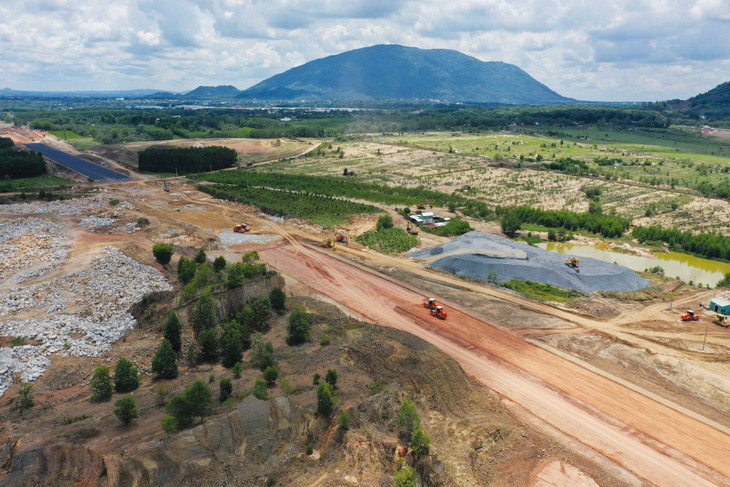 Trong quý I/2024, Bộ Giao thông vận tải dự kiến ban hành mới và điều chỉnh, bổ sung 547 định mức dự toán công trình theo thẩm quyền. Ảnh: Tiên Giang