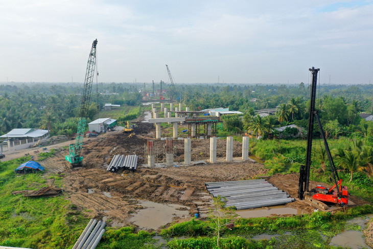 Nhiều bất cập về đơn giá, định mức xây dựng công trình giao thông vẫn chưa được tháo gỡ. Ảnh: Nhã Chi