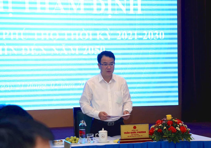 Thứ trưởng Bộ Kế hoạch và Đầu tư Trần Quốc Phương phát biểu chủ trì Hội nghị (Ảnh: Đức Trung)