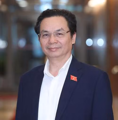 GS.TS. Hoàng Văn Cường