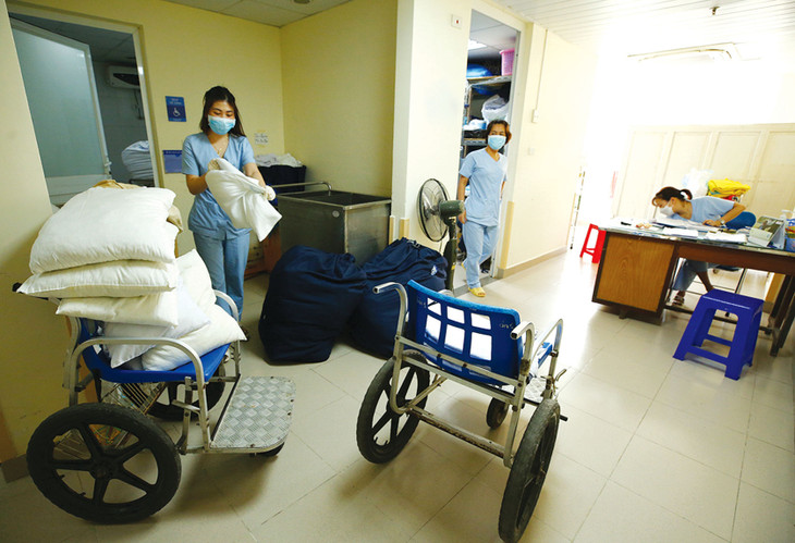 Nhiều dự án đầu tư trong lĩnh vực y tế vẫn chưa chọn được nhà thầu. Ảnh: Nhã Chi