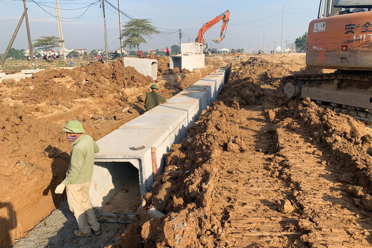 Tình trạng chỉ có 1 nhà thầu tham dự và trúng thầu tại nhiều gói thầu đã khiến lãnh đạo nhiều địa phương phải lên tiếng chấn chỉnh. Ảnh minh họa: Tiên Giang