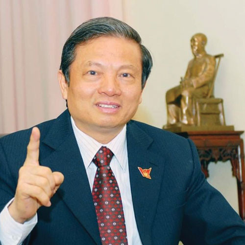 Tiến sĩ Lê Doãn Hợp