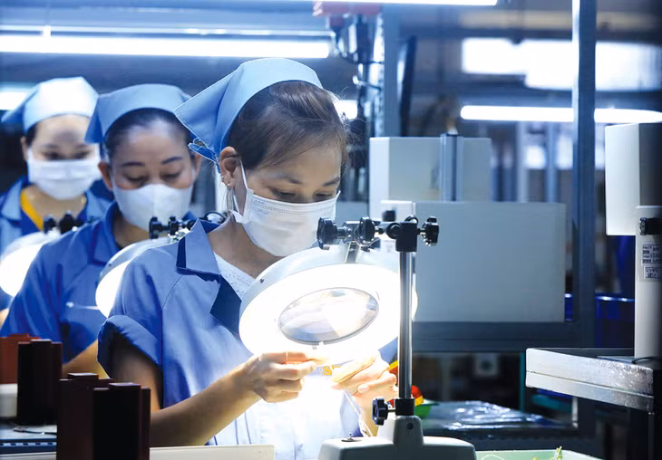 Cần có những cơ chế, chính sách đột phá về thu hút các dự án đầu tư nước ngoài quy mô lớn, công nghệ cao, có tính lan tỏa sâu, rộng, đóng góp lớn vào phát triển kinh tế - xã hội. Ảnh: Lê Tiên