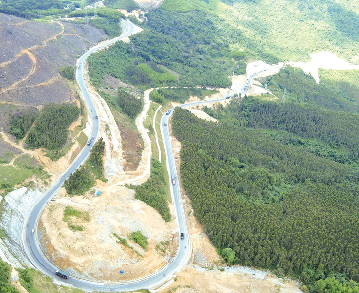 Đèo An Khê trên tuyến Quốc lộ 19 nối Bình Định - Gia Lai. Ảnh: Trần Hòa