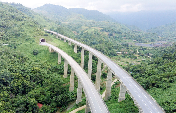 Đường cao tốc Nội Bài - Lào Cai, đoạn do Sở Giao thông vận tải Lào Cai làm Chủ đầu tư