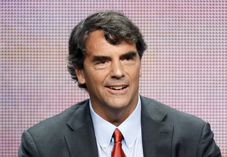 Tim Draper Là thành viên thuộc gia tộc Draper nổi tiếng tại Thung lũng Silicon, năm 1985, ông trở thành đối tác sáng lập của công ty đầu tư mạo hiểm Draper Fisher Jurvetson. Năm 2014, Draper từng mua 29.656 Bitcoin bị Cảnh sát Tư pháp Mỹ tịch thu từ chợ đen với mức giá 18,7 triệu USD. Hiện ông nắm giữ khoảng 1,1 tỷ USD tài sản tiền điện tử, theo Forbes.