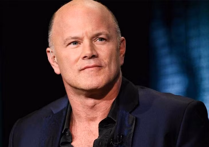 Mike Novogratz Sau một loạt khoản đầu tư thất bại khiến khối tài sản bốc hơi đáng kể, Mike Novogratz - người quản lý quỹ đầu cơ đến từ Goldman Sachs và Fortress Group đã trở thành người đam mê tiền điện tử. Năm 2013, ông được cho là đã đầu 7 triệu USD vào Bitcoin, sau đó làm nguồn vốn đầu tư cho Galaxy. Forbes ước tính tài sản tiền điện tử của công ty này vào khoảng 621 triệu USD, trong đó Mike nắm giữ 478 triệu USD.