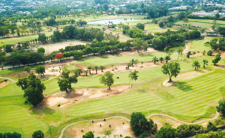 Cần bổ sung quy định cụ thể về đấu thầu lựa chọn nhà đầu tư các dự án chuyên ngành như sân golf, giáo dục, khu công nghiệp… để tạo thuận lợi cho địa phương triển khai dự án. Ảnh: Tiên Giang