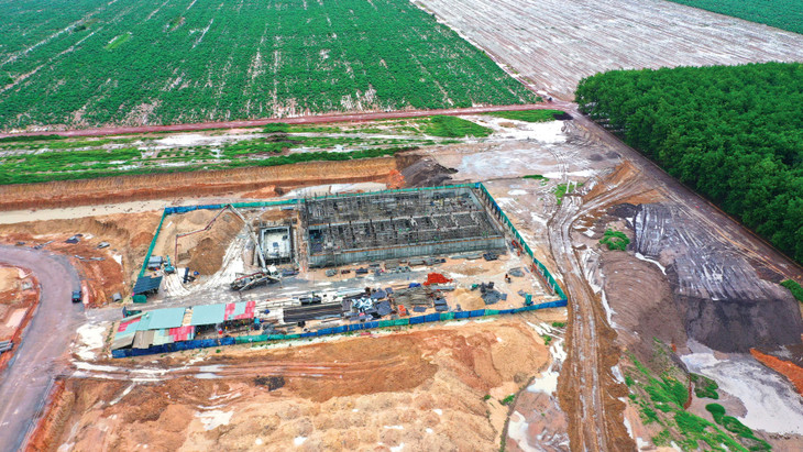 Những cơ chế, chính sách đặc thù nhằm tháo gỡ khó khăn, vướng mắc cho các dự án đã phát huy hiệu quả thời gian qua cần được tiếp tục mở rộng trên phạm vi cả nước. Ảnh: Nhã Chi