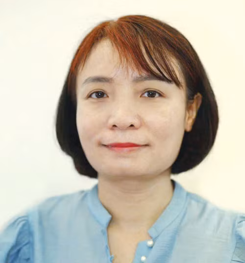 Bà Nguyễn Thị Thúy Hằng Phó Cục trưởng Cục Quản lý đấu thầu