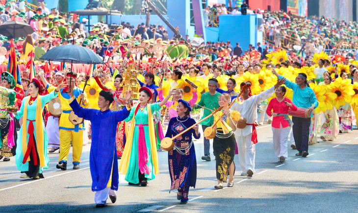 Ảnh: Song Lê &amp; Lê Tiên