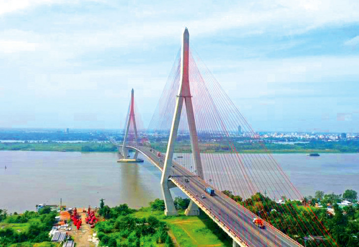 Nhiều dự án trọng điểm kết nối vùng qua địa bàn TP. Cần Thơ đã và đang được triển khai. Ảnh: Quang Vinh