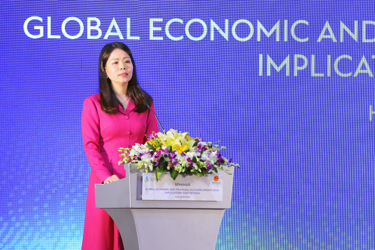 Trợ lý Bộ trưởng Ngoại giao Nguyễn Minh Hằng phát biểu tại Tọa đàm