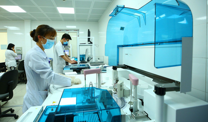 Luật Đấu thầu 2023 bổ sung quy định về lựa chọn nhà thầu cung cấp thuốc, hóa chất, thiết bị y tế. Ảnh: Lê Tiên