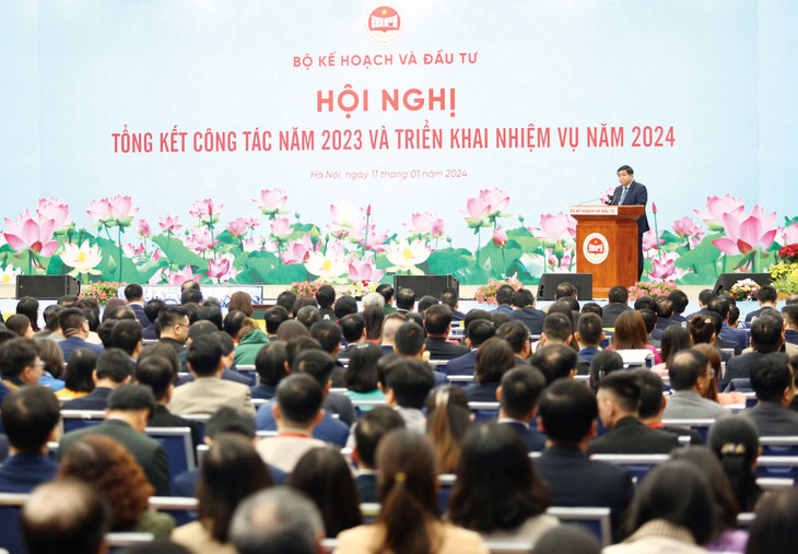 Năm 2024, toàn ngành Kế hoạch và Đầu tư xác định phương châm “Hội tụ trí tuệ - Hướng tới tương lai”. Ảnh: Lê Tiên Năm 2024, toàn ngành Kế hoạch và Đầu tư xác định phương châm “Hội tụ trí tuệ - Hướng tới tương lai”. Ảnh: Lê Tiên