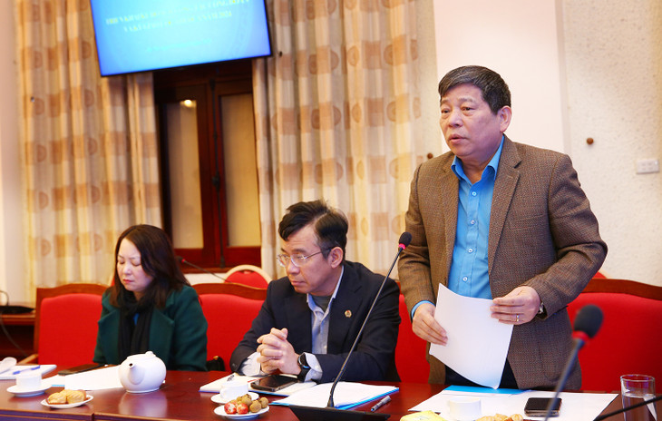 Đại diện Lãnh đạo Công đoàn Viên chức Việt Nam phát biểu tại Hội nghị. Ảnh: Lê Tiên