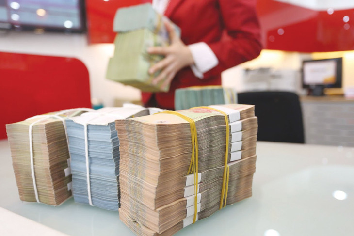 Việc giữ ổn định mặt bằng lãi suất, tạo điều kiện thuận lợi cho doanh nghiệp, người dân tiếp cận vốn là yếu tố quan trọng để hoàn thành mục tiêu tăng trưởng tín dụng. Ảnh: Tiên Giang