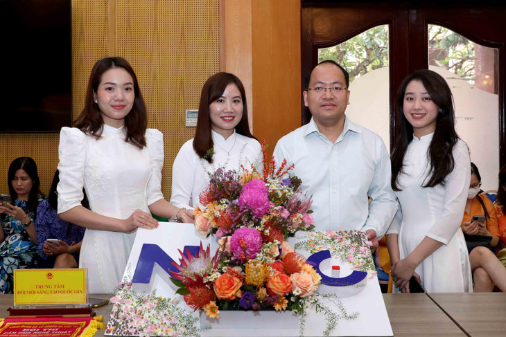 Phần thi của Trung tâm Đổi mới sáng tạo Quốc Gia (NIC). Ảnh: Trương Gia