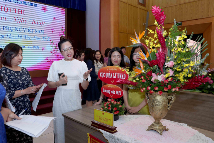 Phần thi của Cục Quản lý đăng ký kinh doanh. Ảnh: Trương Gia