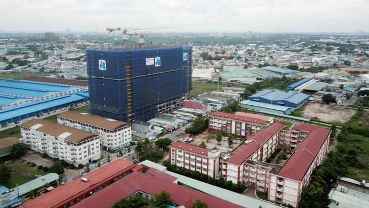 Một số nội dung quản lý của chương trình phát triển nhà ở quá cụ thể, có thể dẫn đến tình trạng can thiệp hành chính quá mức cần thiết vào quan hệ thị trường bất động sản. Ảnh minh họa: Lê Tiên