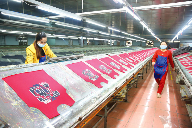 Để nền kinh tế có thể đi nhanh, đi xa hơn trong quá trình hội nhập, điều kiện tiên quyết vẫn là sự nỗ lực của chính doanh nghiệp