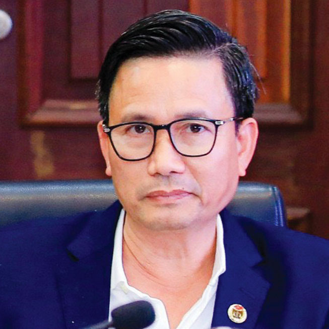 Ông Quản Văn Minh