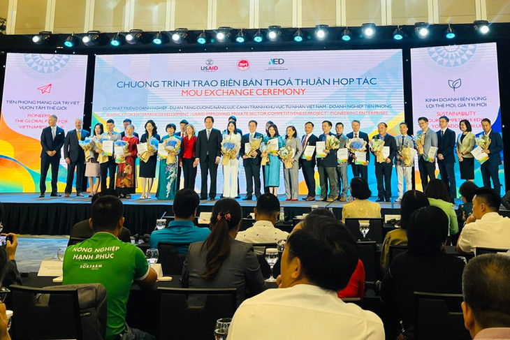 Diễn đàn Tiên phong tinh thần doanh nhân, kiến tạo Việt Nam ngày 13/10