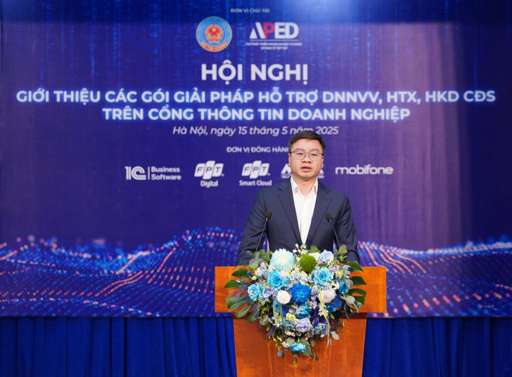 Ông Nguyễn Đức Trung, Phó Cục trưởng Cục Phát triển doanh nghiệp tư nhân và kinh tế tập thể phát biểu tại Hội nghị