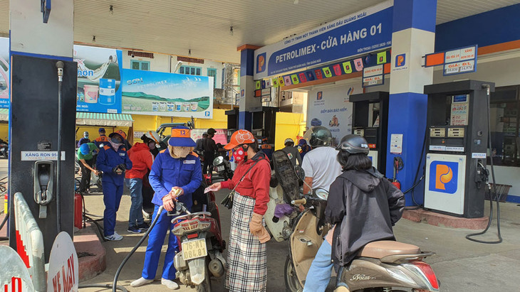 Dịch bệnh được kiểm soát, nhu cầu tiêu thụ xăng dầu tăng trở lại