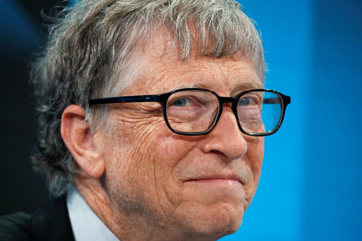 Bill Gates - Giá trị tài sản: 116 tỷ USD Gates là đồng sáng lập và cựu CEO Microsoft - hãng sản xuất phần mềm lớn nhất thế giới. Mặc dù vậy, ông Gates hiện chỉ sở hữu khoảng 1% cổ phiếu Microsoft. Phần còn lại trong tổng tài sản nằm ở cổ phiếu và các khoản đầu tư của gia đình ông, được quản lý thông qua Cascade Investment.
