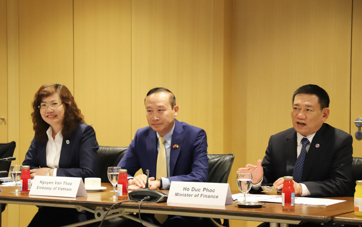 Bộ trưởng Hồ Đức Phớc làm việc với ông Jean-Paul Servais, Chủ tịch FSMA, đồng thời là Chủ tịch IOSCO Bộ trưởng Hồ Đức Phớc làm việc với ông Jean-Paul Servais, Chủ tịch FSMA, đồng thời là Chủ tịch IOSCO