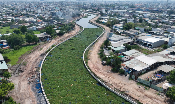 Sau khoảng 41% thời gian thực hiện hợp đồng, Công ty NHH Xây dựng và Khảo sát công trình Thanh Tuấn đảm nhận đã hoàn thành thi công 80% khối lượng hợp đồng