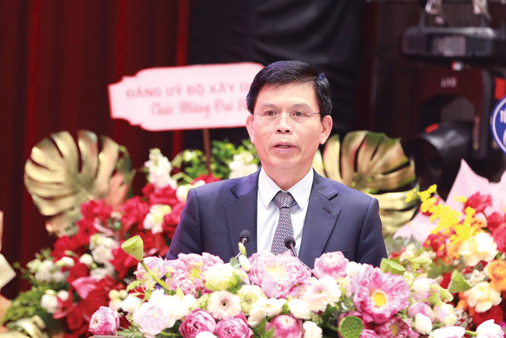 Đồng chí Lê Anh Tuấn - Ủy viên Ban Thường vụ Đảng ủy, Thứ trưởng Bộ Xây dựng phát biểu chỉ đạo Đại hội VATM