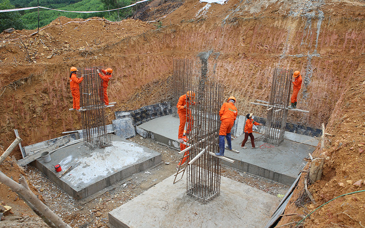 Thi công vị trí móng 168 đường dây 220kV Nậm Sum – Nông Cống, thuộc địa bàn tỉnh Nghệ An, tháng 11/2023 Thi công vị trí móng 168 đường dây 220kV Nậm Sum – Nông Cống, thuộc địa bàn tỉnh Nghệ An, tháng 11/2023