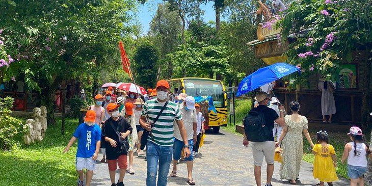 Đối với chính sách giảm thuế thu nhập 30% hiện nay, các doanh nghiệp du lịch không được hưởng lợi nhiều. Ảnh minh họa: Internet Đối với chính sách giảm thuế thu nhập 30% hiện nay, các doanh nghiệp du lịch không được hưởng lợi nhiều. Ảnh minh họa: Internet