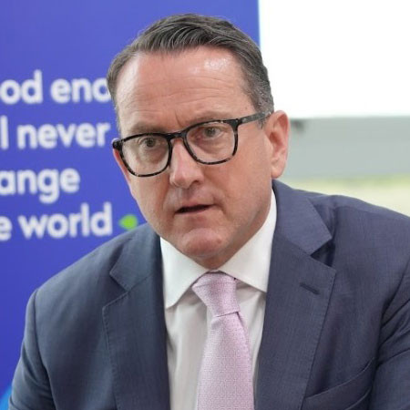 Ông Steven Cranwell Ông Steven Cranwell