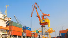 Tổng kim ngạch xuất nhập khẩu hàng hóa quý I/2026 đạt 249,50 tỷ USD, tăng 23% so với cùng kỳ năm trước. Ảnh: Nhã Chi