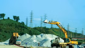 Dự thảo Luật bổ sung quy định về cách xác định thuế tài nguyên đối với tài nguyên là khoáng sản kim loại. Ảnh: Nhã Chi