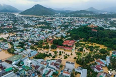 Mưa lũ gây thiệt hại nặng nề tại Nam Trung Bộ