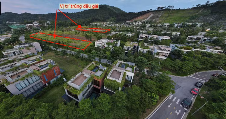 Quang cảnh phiên đấu giá 15 ô đất ở, đất thương phẩm thuộc dự án Khu du lịch sinh thái Đại Lải - Khu B