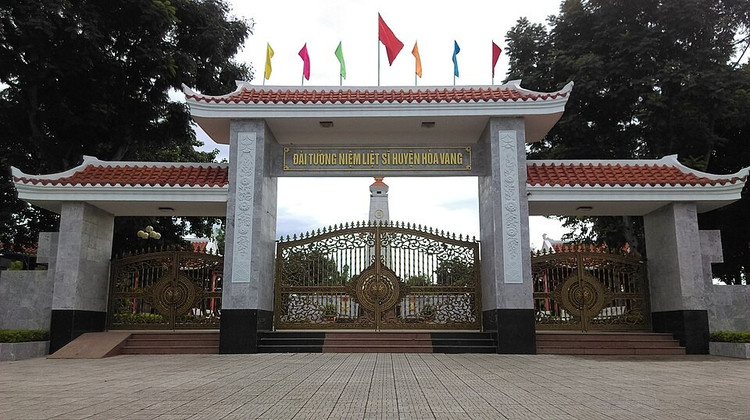 Đài Tưởng niệm Liệt sĩ Hòa Vang (ảnh sưu tầm internet)